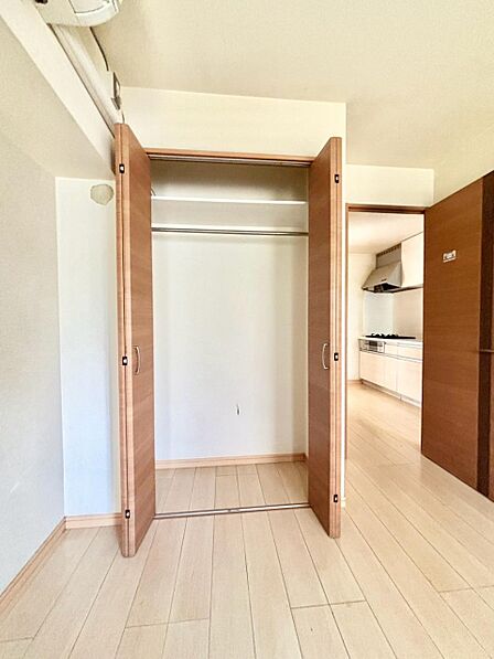 たっぷりの収納スペースでいつでも住空間がスッキリ保てそう