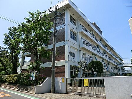 小学校 800m 武蔵野市立第三小学校