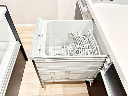 面倒なお片づけは食洗機にお任せ!家事の負担が減って、時間にも気持ちにもゆとりができます。