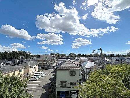 開放的な眺望も楽しめる住まい