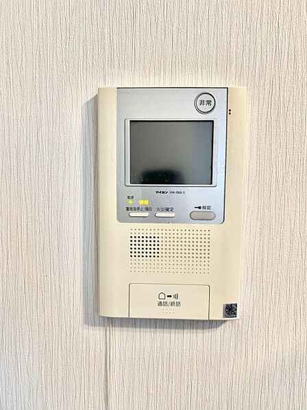 TVモニター付きで防犯面も安心です。　