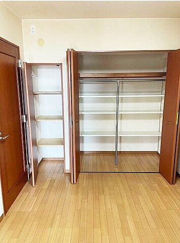 収納 グランシティ川崎パークサイドレジデンス 5階/-