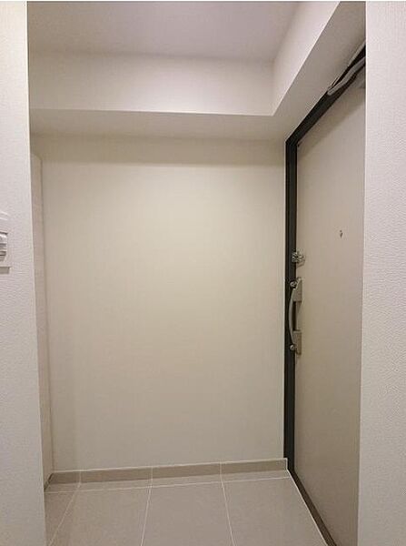 玄関を拡大表示