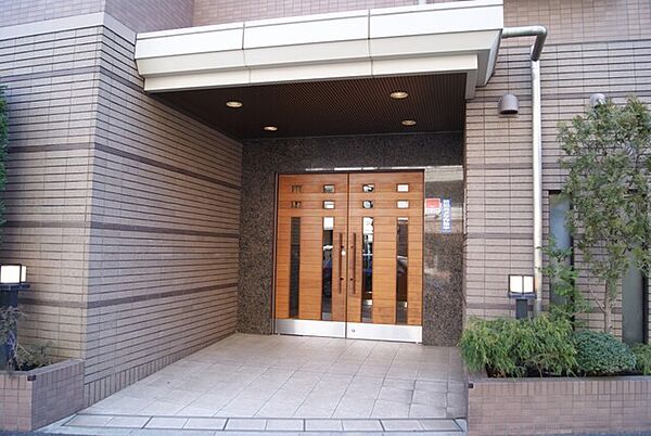 エントランスを拡大表示