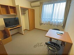 レオパレス彦根 205 2階1Kのリビング/ダイニング