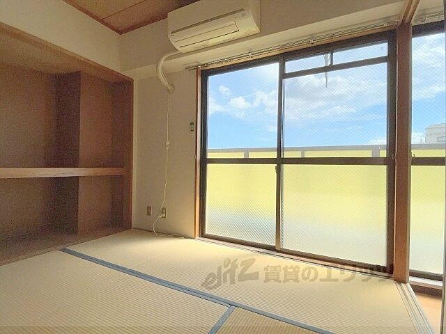 寝室