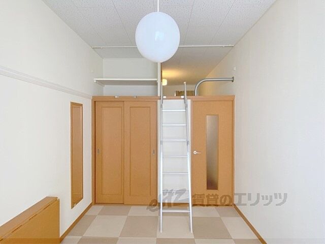 寝室