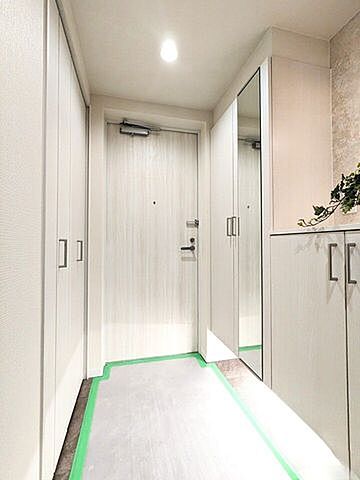 玄関 リーベスト宮の沢 1階/-