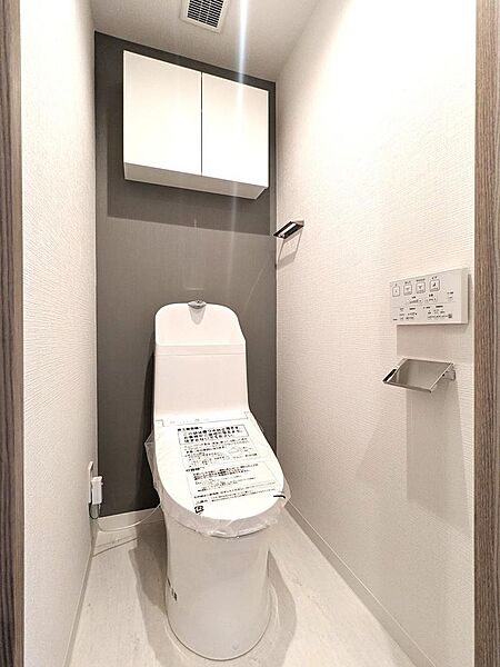 トイレを拡大表示