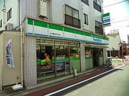 ファミリーマート品川桐ヶ谷通り店 153m