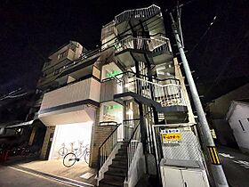 ドミール大池橋  ｜ 大阪府大阪市生野区中川西３丁目（賃貸マンション1R・4階・16.00㎡） その1