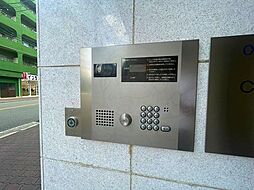 8 / 8