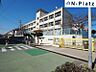 周辺：小束山小学校まで約250ｍ