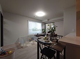 京王井の頭線 駒場東大前駅 徒歩7分の賃貸マンション 3階2LDKのリビング/ダイニング