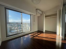 東急田園都市線 駒沢大学駅 徒歩1分の賃貸マンション 3階1LDKのリビング/ダイニング