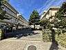 周辺：作新小学校まで　1170m　徒歩約15分●「教育目標」一人一人のちがいを大切にし「かしこく　あたたかく　たくましい」『これからの社会を生き抜き、幸せな人生を歩んでいける人づくり』
