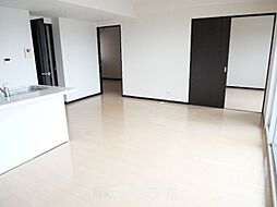 ユング城山 301 3階3LDKのリビング/ダイニング