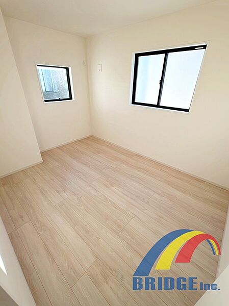 洋室を拡大表示