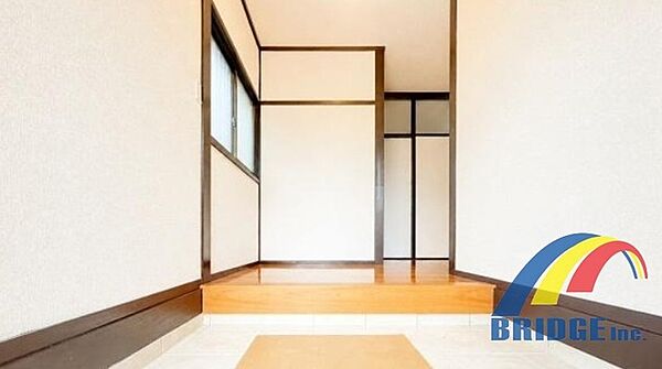 玄関を拡大表示