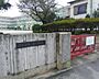 周辺：第二中学校（880m）