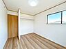 室内：【リフォーム済】2階東側和室は洋室に変更いたしました。