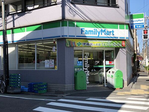 画像26:【コンビニエンスストア】ファミリーマート 蓮根二丁目店まで219ｍ