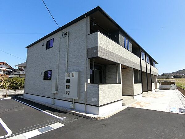 フォルトーナＥＳ　II 204｜鳥取県倉吉市丸山町(賃貸アパート2LDK・2階・56.44㎡)の写真 その1