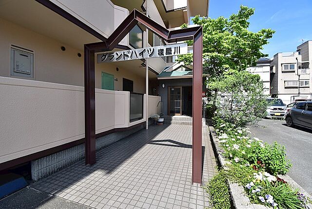3 / 3