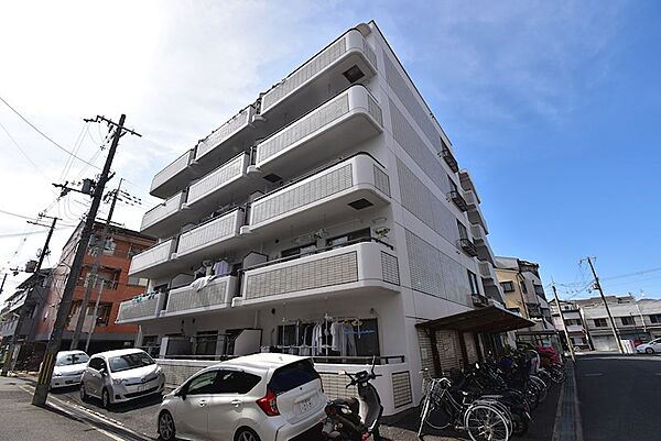 リバティ　グリーン ｜大阪府寝屋川市緑町(賃貸マンション3LDK・4階・57.75㎡)の写真 その1