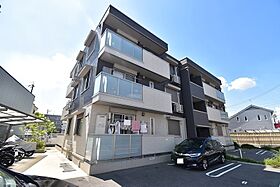 Avenir  ｜ 大阪府寝屋川市池田新町（賃貸アパート1LDK・2階・43.72㎡） その1