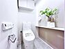 トイレ：ほっと安らげるトイレ空間です。