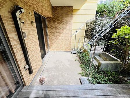 お洗濯ものを気持ち良く太陽の光で干せるのが嬉しいですね。