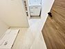 その他：快適で清潔感がある脱衣スペースです。
