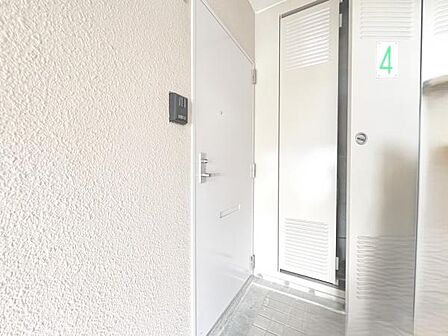 いつも気持ちよくご家族を迎えられる玄関です。