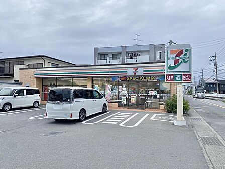 セブン-イレブン 平塚横内店まで約1170m(徒歩15分)