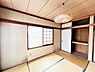 和室：一部屋あるとうれしい和室。客間、晩酌、家族団らんなど色々使えますね。