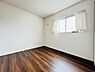 子供部屋：子供部屋にもちょうど良い大きさのお部屋です。