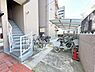 その他：敷地内の駐輪場です。