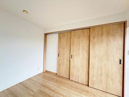 子供部屋や趣味の部屋など用途に合わせてお使いいただけます。