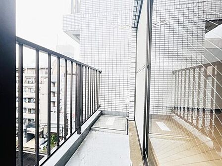 お洗濯ものを気持ち良く太陽の光で干せるのが嬉しいですね。