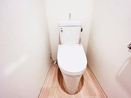 ほっと安らげるトイレ空間です。