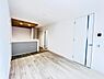 リビング/ダイニング：ご家族の温かい時間を演出するダイニングスペースです。