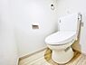 トイレ：各階にトイレを設けており、ご家族が揃う時もゆとりをもってご利用いただけます。