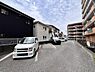 駐車場：駐車場ももちろん完備しておりますのでお車所有の方にも心強いです。