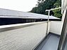 バルコニー：お洗濯ものを気持ち良く太陽の光で干せるのが嬉しいですね。