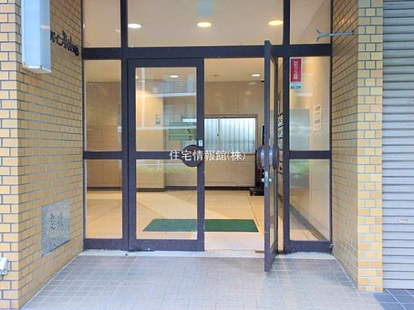 エントランスを拡大表示