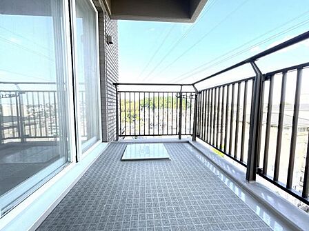 お洗濯ものを気持ち良く太陽の光で干せるのが嬉しいですね。