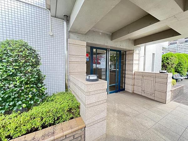エントランスを拡大表示