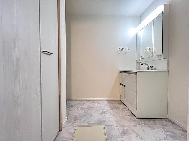 その他 八王子市本町