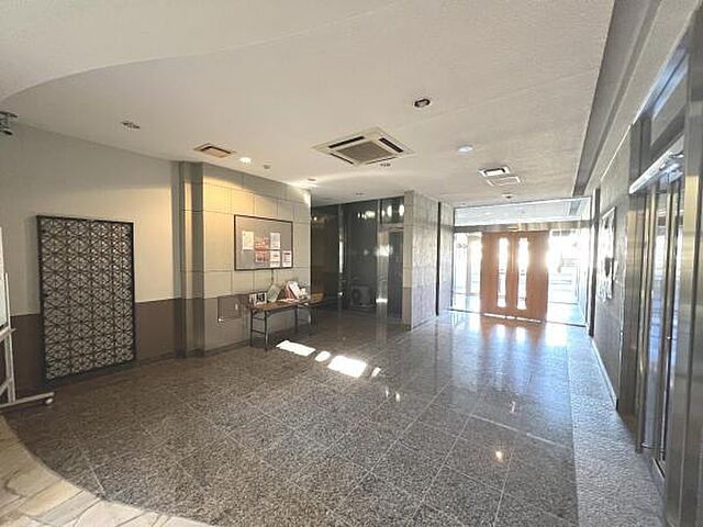 エントランス ロイヤルステージ北野 4階/-